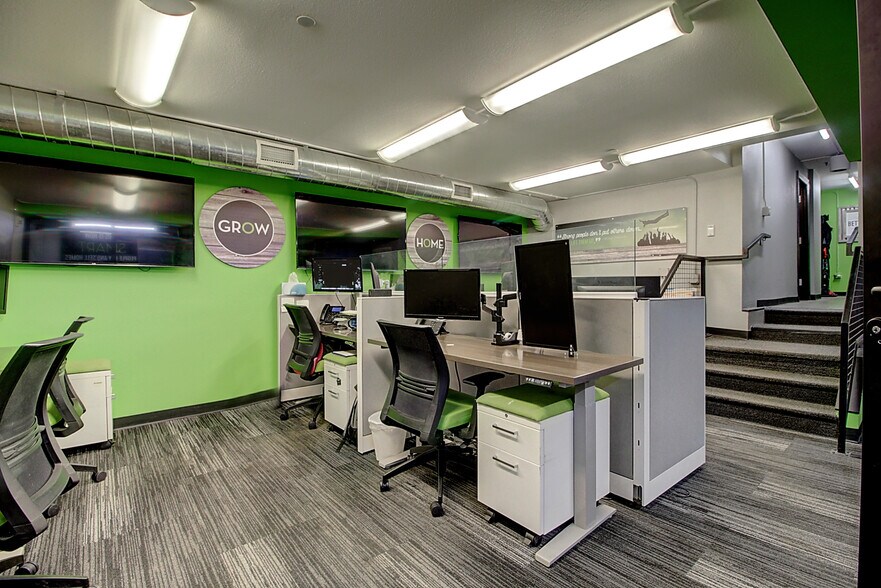 More Photos Of 2401 15th St, Denver Office For Lease