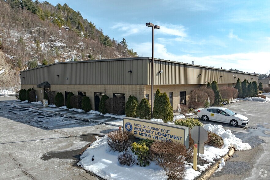 Primary Photo Of 2200 Thomaston Ave, Waterbury Light Manufacturing For Lease