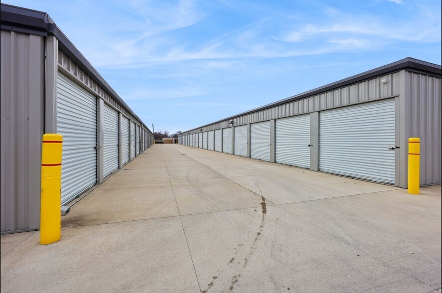 More Photos Of 730 S 29th St, Fort Dodge Self Storage For Sale