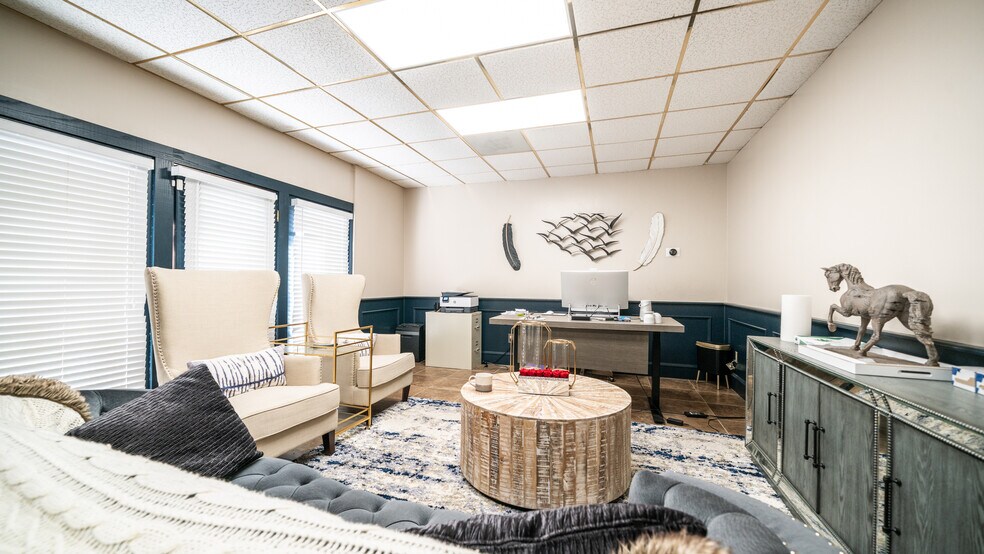 More Photos Of 715 N Gilbert Rd, Mesa Medical For Sale