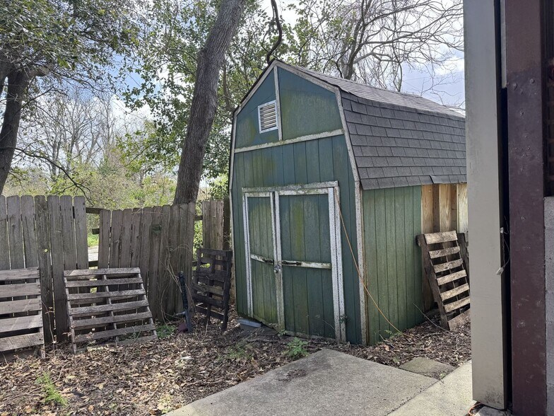 More Photos Of 1721 General Collins Ave, New Orleans Specialty For Sale