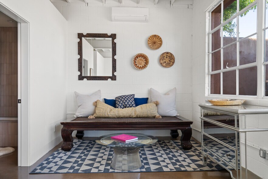 More Photos Of 310 Johnson St, Santa Fe Specialty For Sale