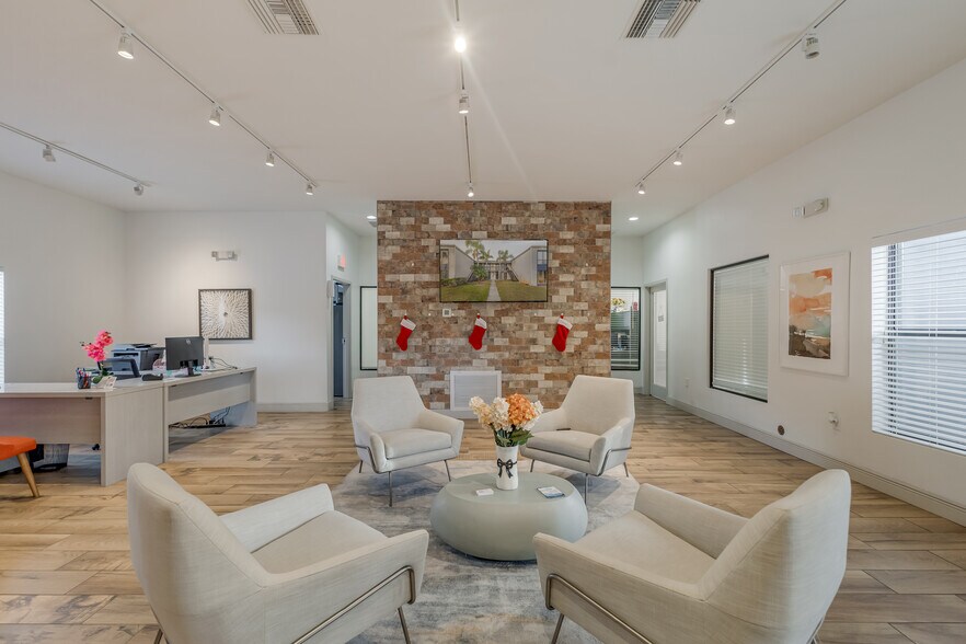 More Photos Of 2690 Drew St, Clearwater Apartments For Sale