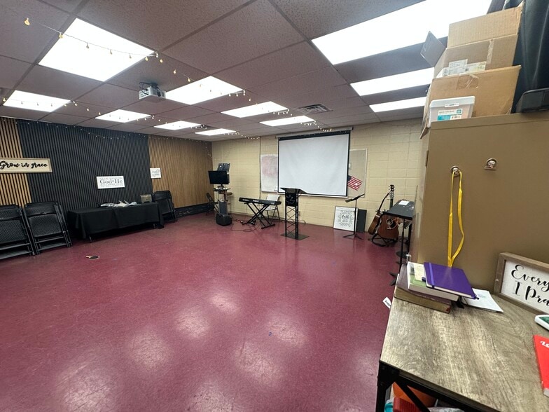 More Photos Of 2008 E 87th St, Los Angeles Schools For Sale