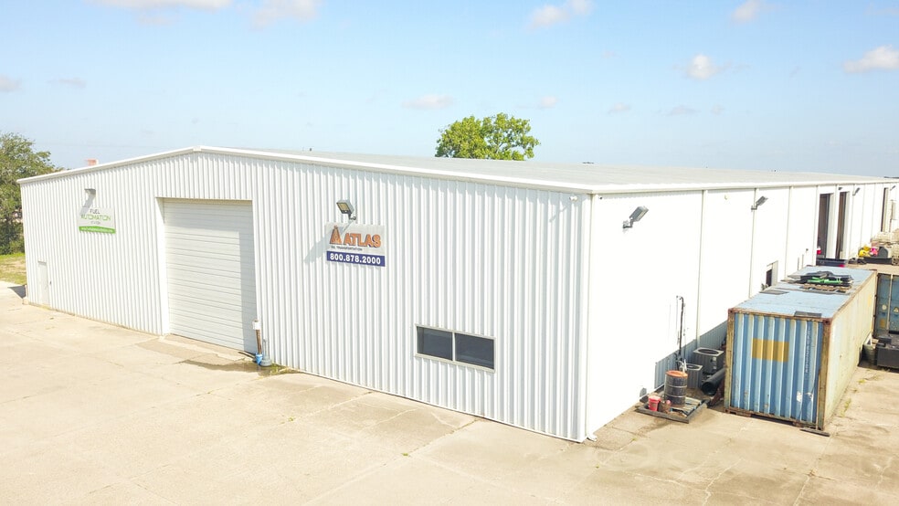 More Photos Of 808 Bob White Rd, Victoria Warehouse For Sale