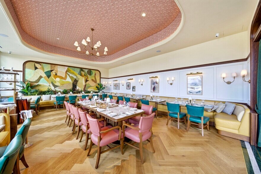 More Photos Of 4 OASIS Hallandale, 1006 E Hallandale Beach, Hallandale Beach Restaurant For Sale