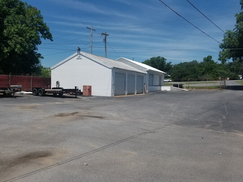 More Photos Of 1215 Blount Ave, Guntersville Flex For Lease