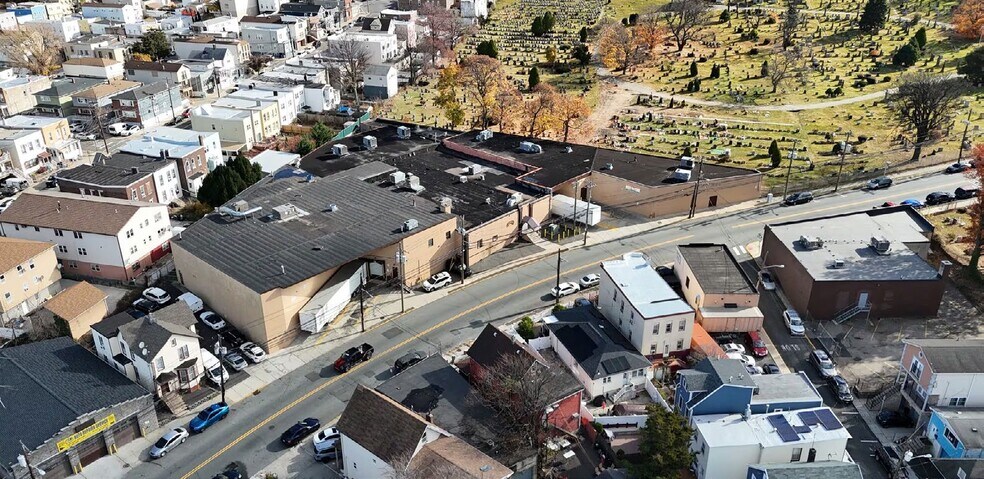 Primary Photo Of 4102 Bergen Tpke, North Bergen Food Processing For Sale