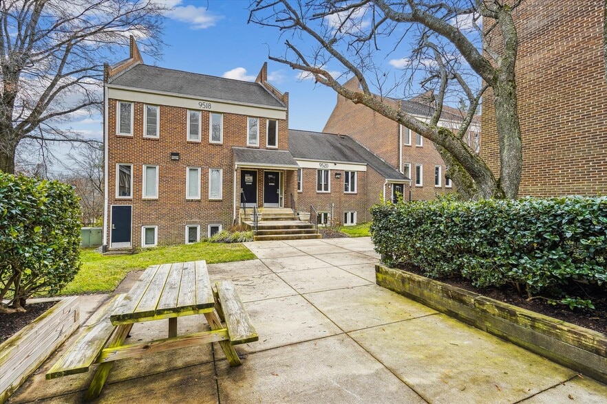 Primary Photo Of 9522 State Route 29, Fairfax Loft Creative Space For Sale