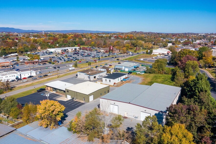 More Photos Of 1780 Dealton Ave, Harrisonburg Light Distribution For Lease