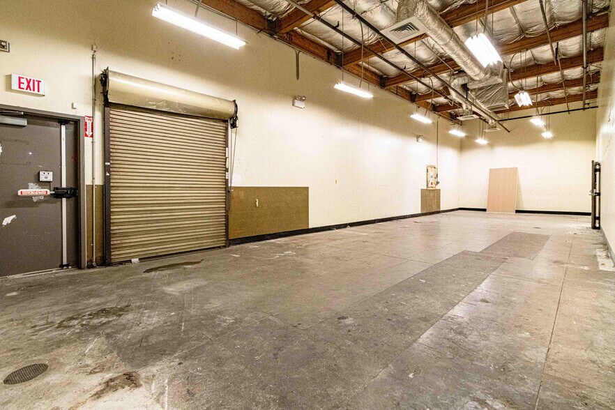 More Photos Of 5300 3rd St, San Francisco Drugstore For Lease
