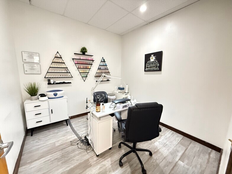 More Photos Of 4620-4692 Cottage Grove Rd, Madison Unknown For Lease