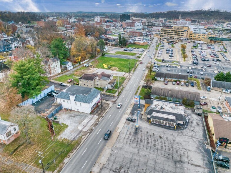 More Photos Of 1100 Murdoch Ave, Parkersburg Storefront Retail Residential For Lease