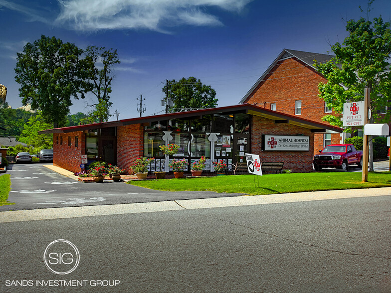 Primary Photo Of 2021 Kentucky Ave, Birmingham Drugstore For Sale