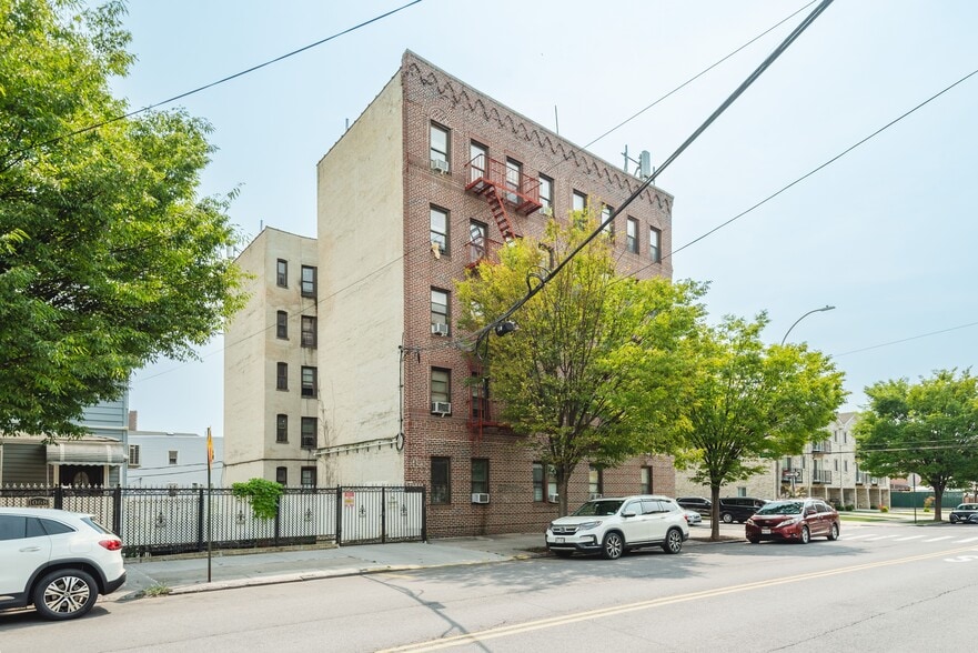 More Photos Of 2105 Blackrock Ave, Bronx Apartments For Sale