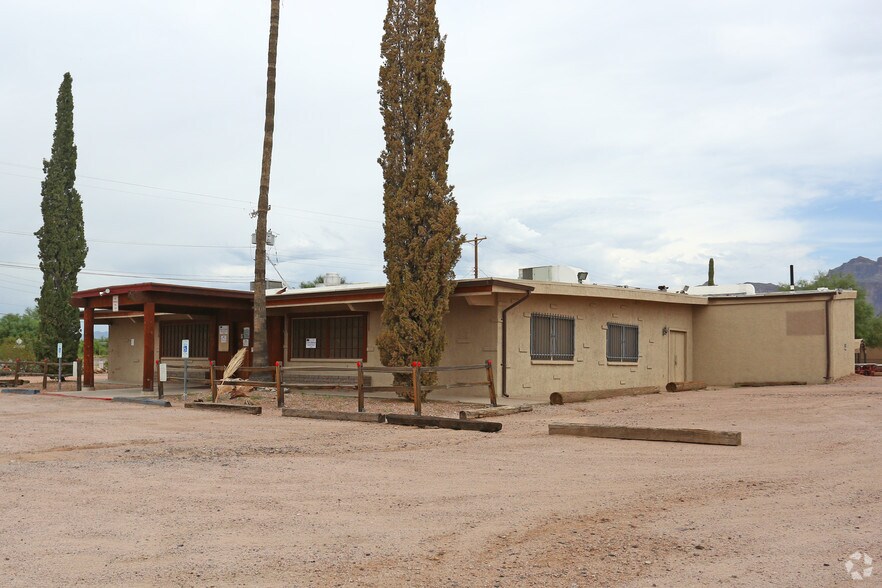 More Photos Of 1615 N Apache Trl, Apache Junction Restaurant For Sale