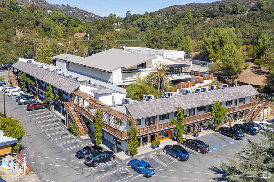 Primary Photo Of 106 N Topanga Canyon Blvd, Topanga Storefront Retail Office For Lease