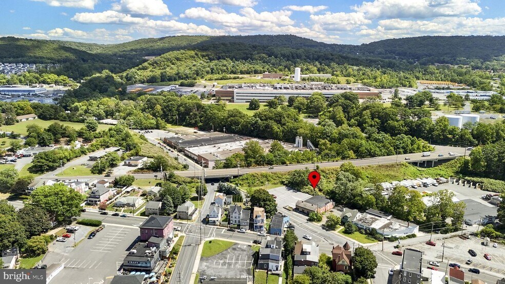 More Photos Of 5 Spring Valley Rd, Reading Restaurant For Sale