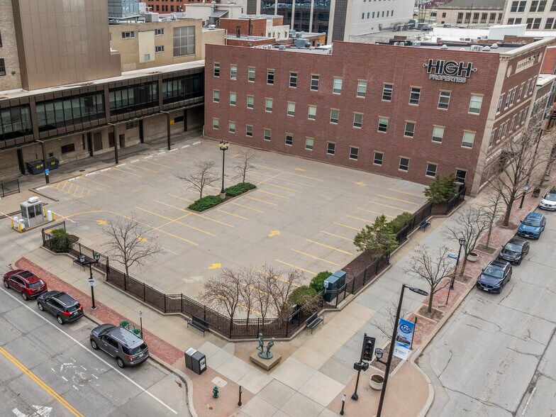 More Photos Of 226 2nd St SE, Cedar Rapids Office For Sale