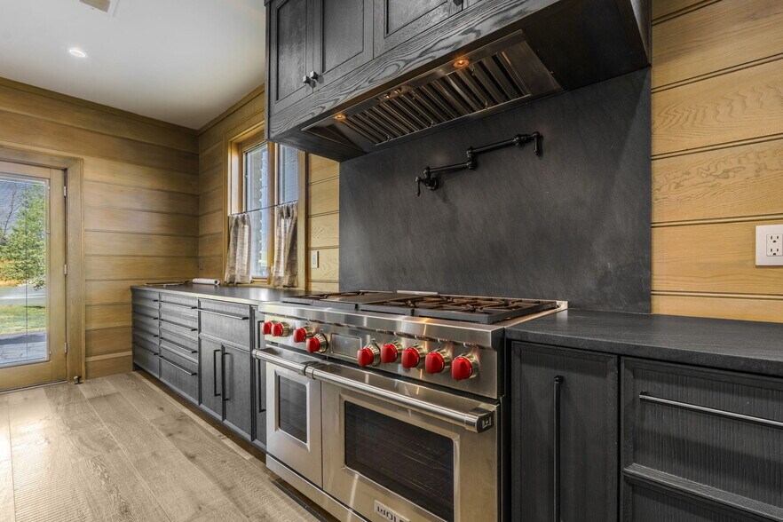 More Photos Of 6720 Erie Rd, Sweetwater Lodge Meeting Hall For Sale