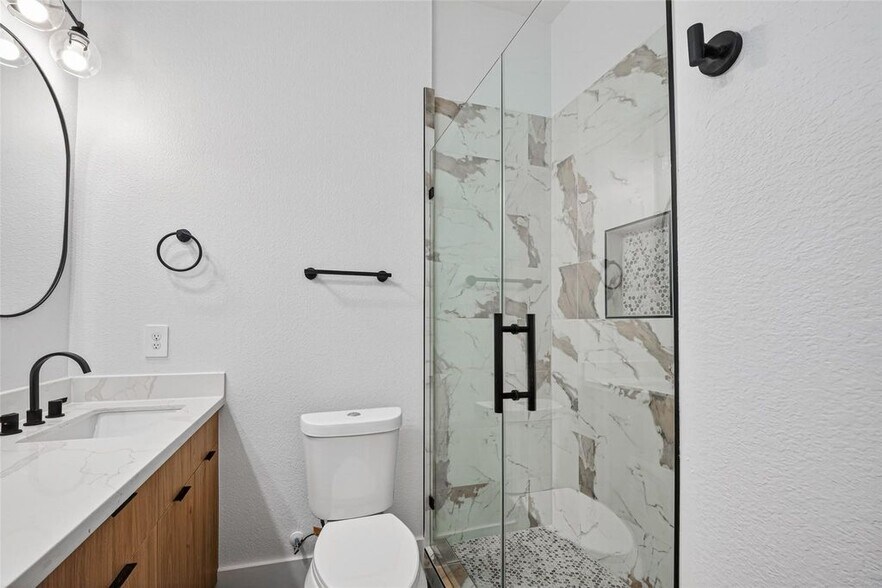 More Photos Of 7840 Nashville Unit A/B Street, Houston Apartments For Sale