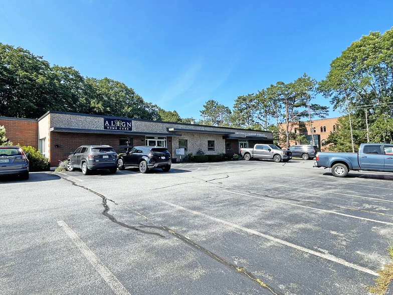 Primary Photo Of 366 US ROUTE 1, Falmouth Office For Sale