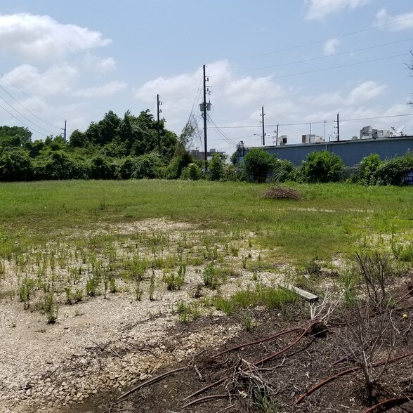More Photos Of 7830 Highway 90A, Sugar Land Warehouse For Lease