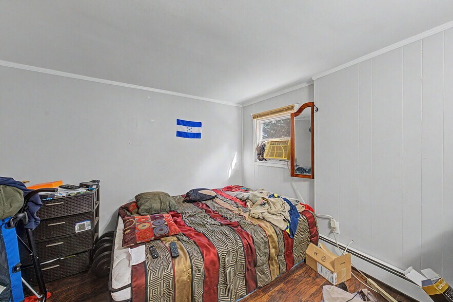 More Photos Of 23 Malcolm St, Morristown Industrial For Sale
