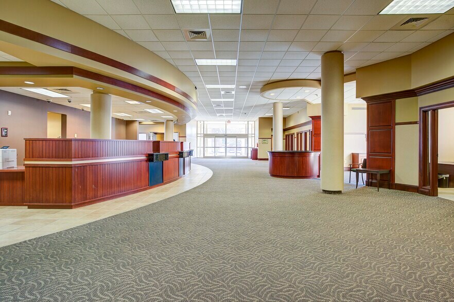 Primary Photo Of 425 State St, Bristol Bank For Lease