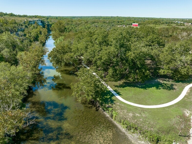 More Photos Of 1030 County Road 279, Liberty Hill Hotel For Sale