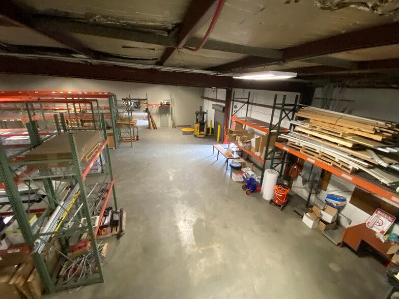 More Photos Of 205 Brick Kiln Rd, Winchester Warehouse For Sale