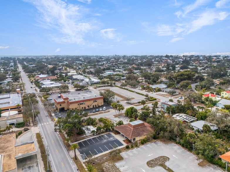 More Photos Of 540 Nokomis Ave S, Venice Medical For Sale