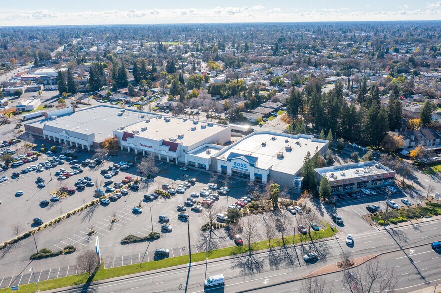 More Photos Of 7342-7350 Greenback Ln, Citrus Heights General Retail For Lease