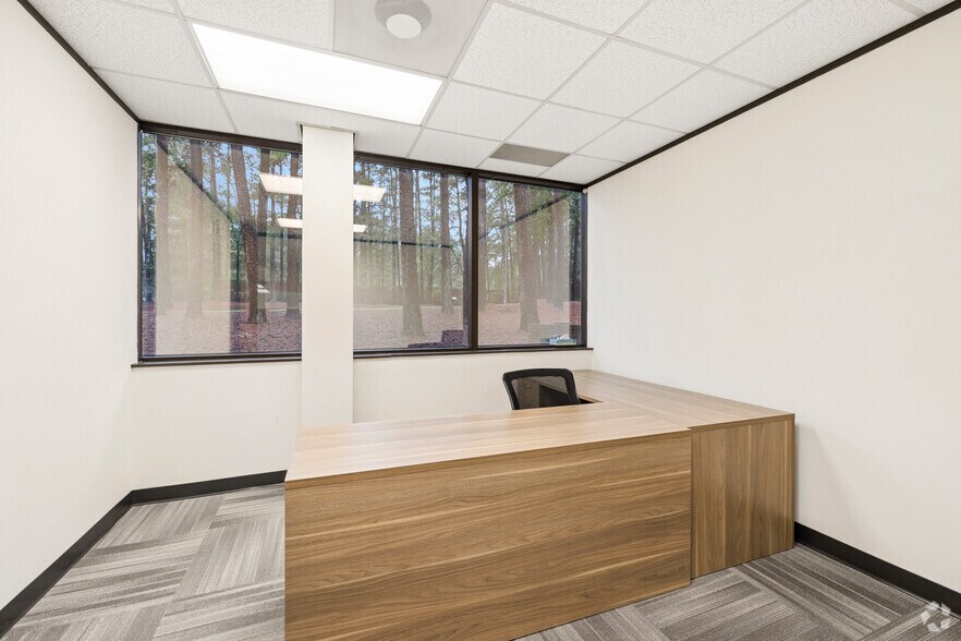More Photos Of 2900 Highwoods Blvd, Raleigh Office For Lease