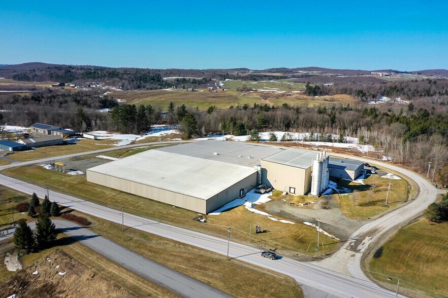 Primary Photo Of 1 Memorial Dr, Richford Manufacturing For Sale