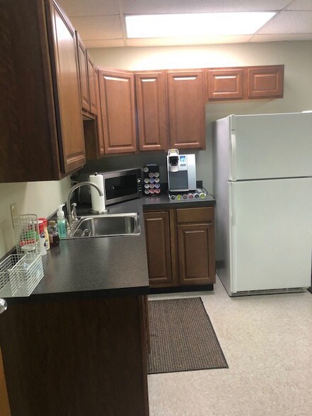 More Photos Of 4150 Tuller Rd, Dublin Research And Development For Lease