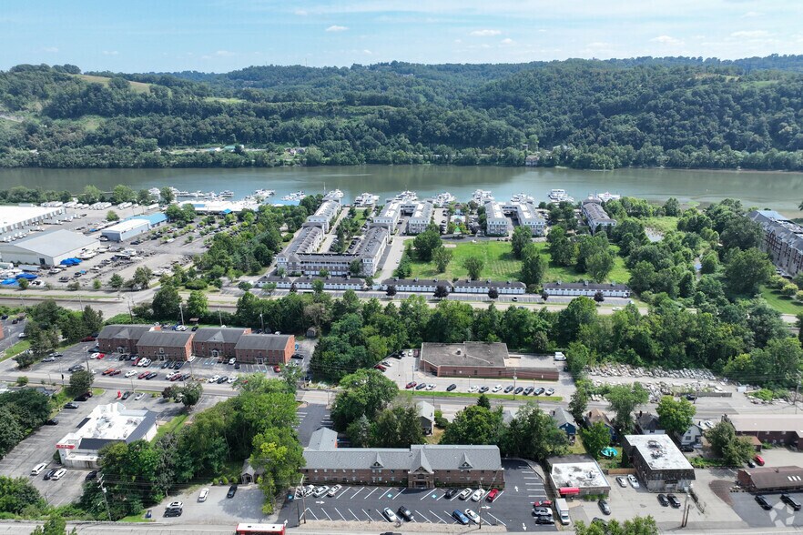 More Photos Of 1326 Freeport Rd, Pittsburgh Medical For Lease