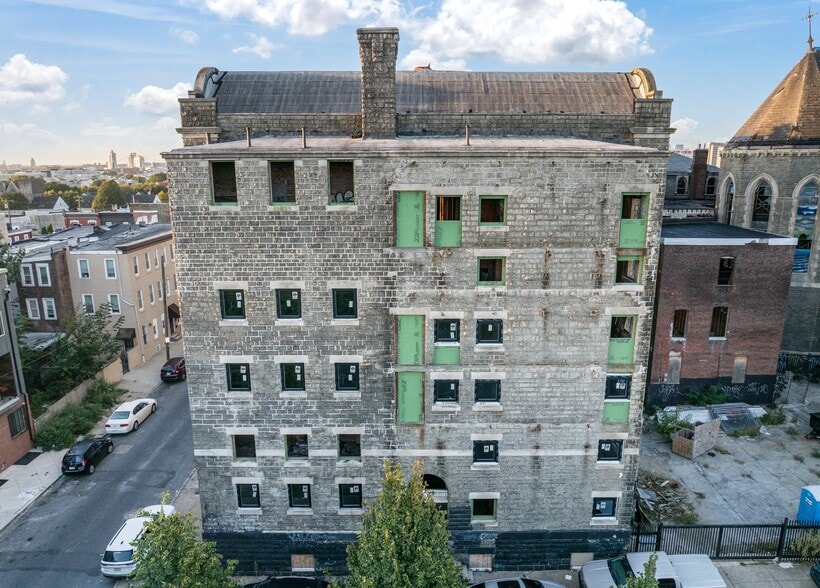 More Photos Of 701 W York St, Philadelphia Schools For Sale