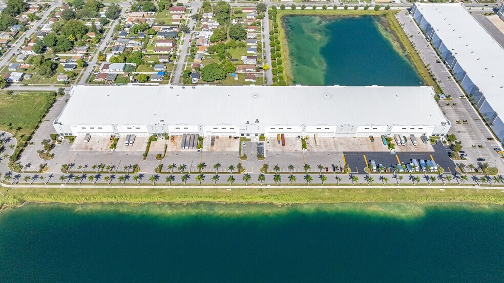 More Photos Of 2500 Commerce Center Way, Pembroke Park Warehouse For Lease