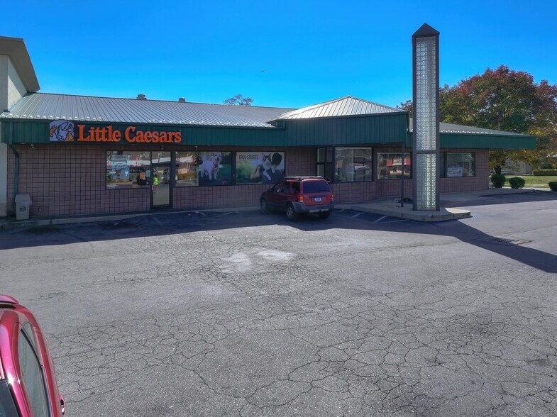 More Photos Of 1503 E Main St, Richmond Storefront For Lease