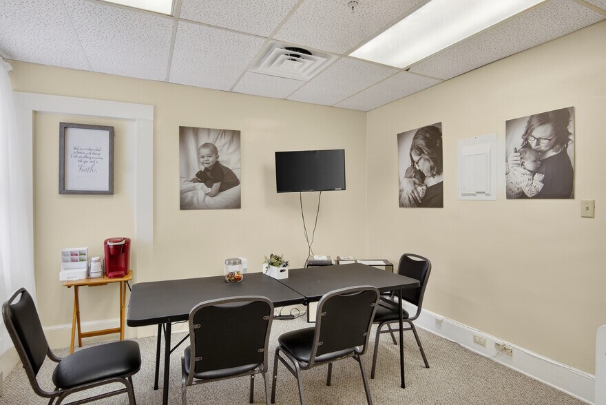 More Photos Of 104-110 S Hill Ave, South Hill Office Residential For Sale