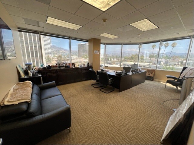 More Photos Of 600 N Brand Blvd, Glendale Medical For Lease
