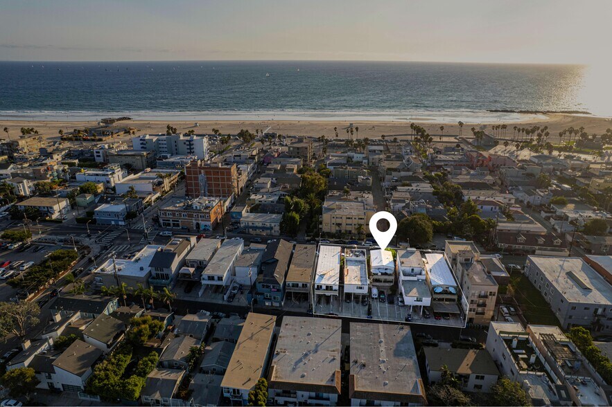 More Photos Of 1908-1910 Pacific Ave, Venice Apartments For Sale