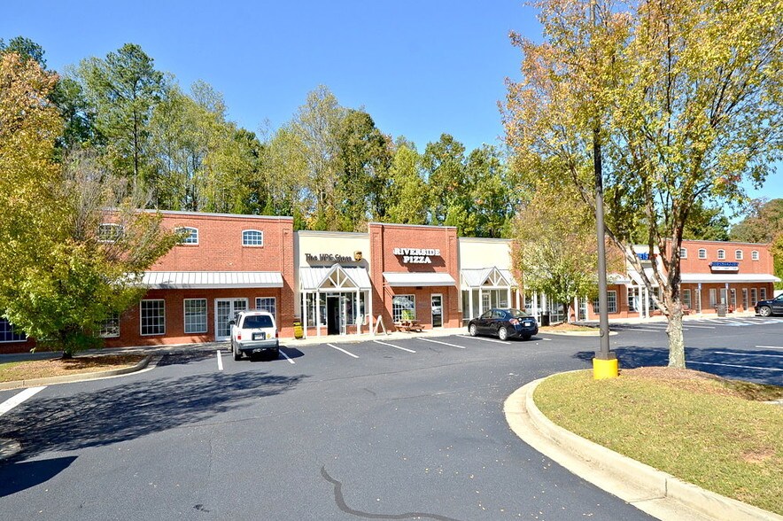More Photos Of 11877 Douglas Rd, Alpharetta Unknown For Lease
