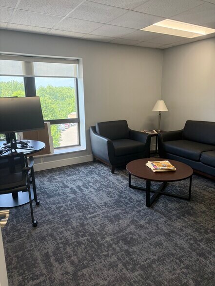 More Photos Of 20421 Route 19, Cranberry Medical For Lease