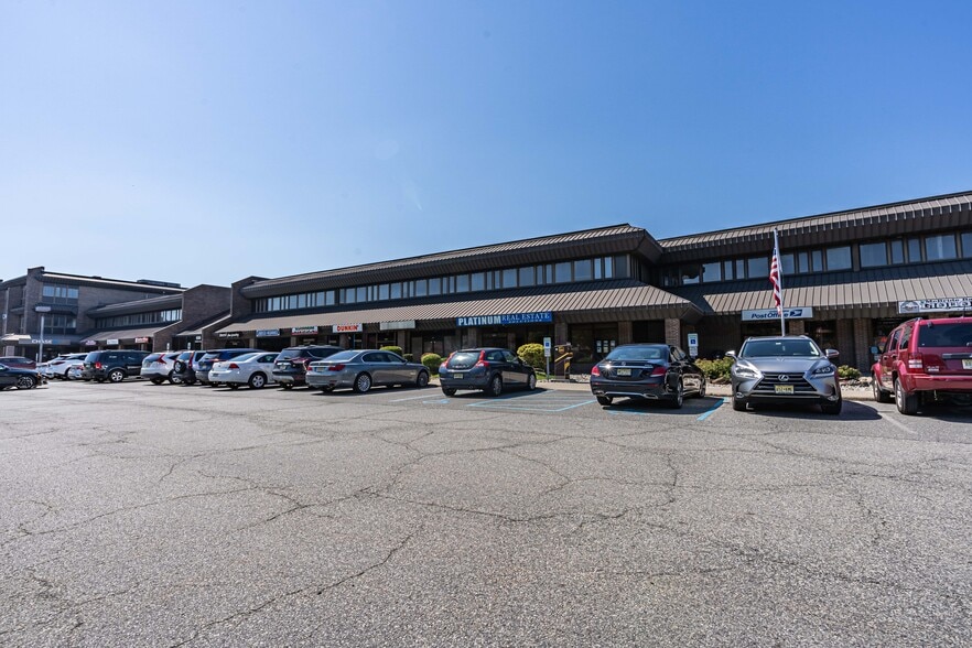 More Photos Of 1011 McBride Ave, Woodland Park Medical For Sale