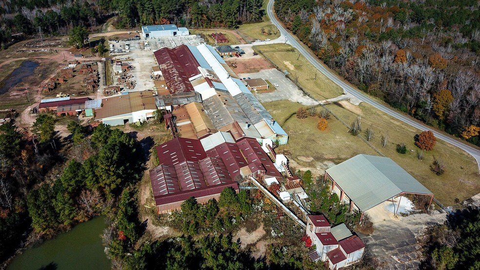 More Photos Of 6250 Coosada Rd, Coosada Manufacturing For Sale