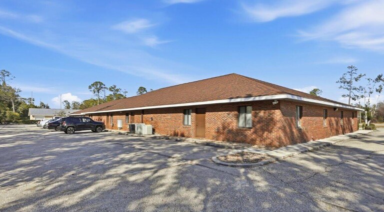 More Photos Of 33 N Old Kings Rd, Palm Coast Medical For Sale
