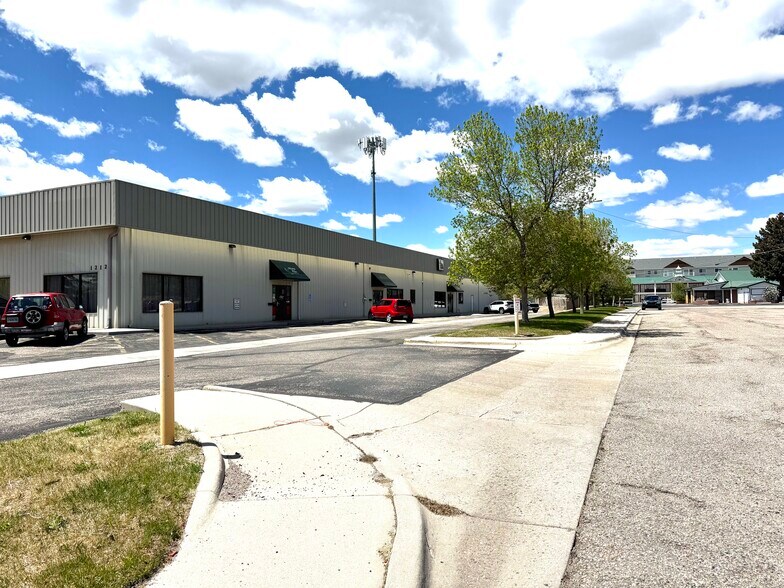 Primary Photo Of 1212 Ridge Rd, Cheyenne Warehouse For Lease