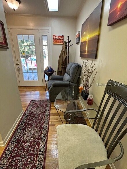 More Photos Of 574 Sea Island Pky, Saint Helena Island Office For Sale